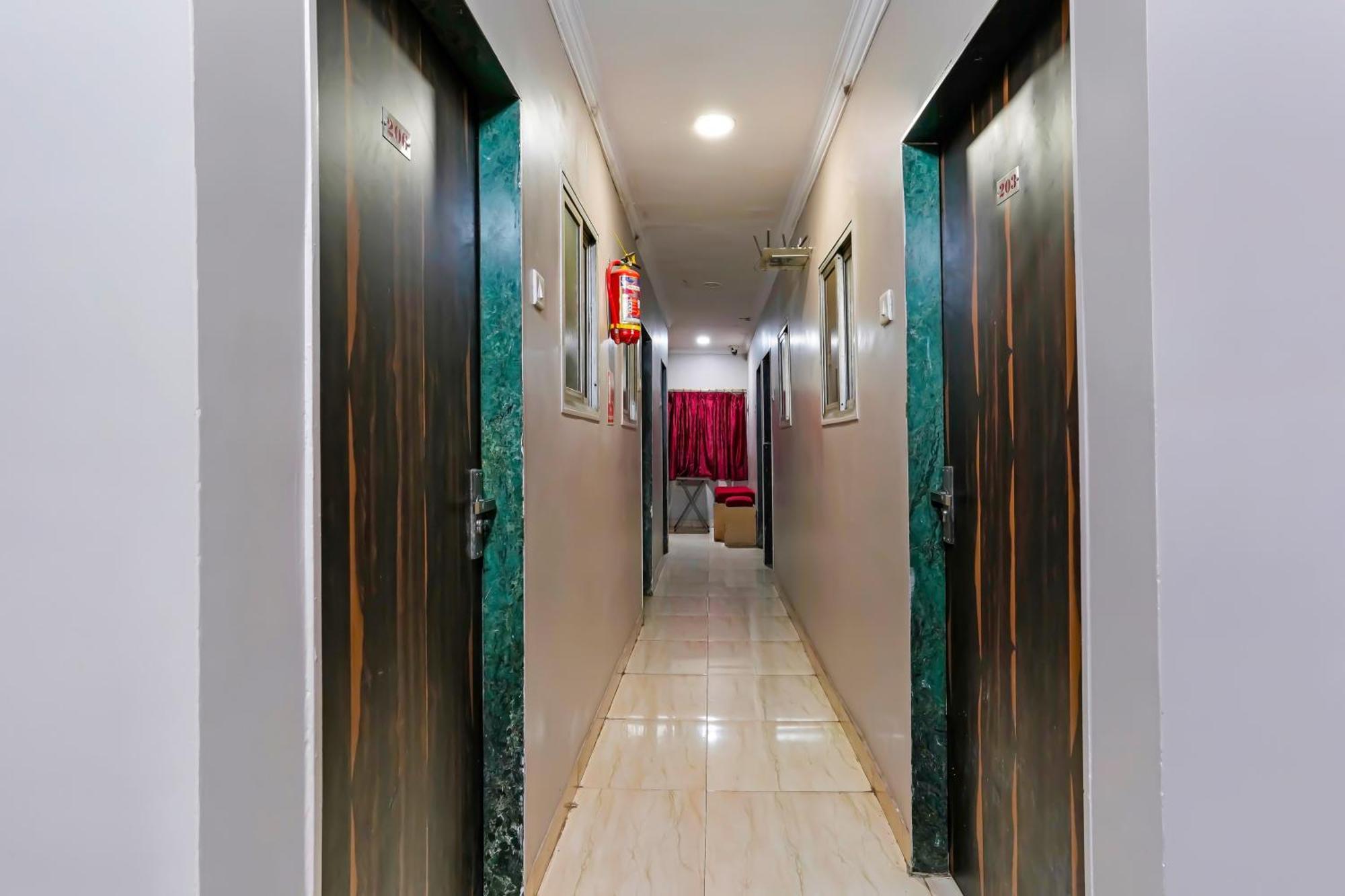 Super Hotel O Homestay Andheri East Mumbai Eksteriør bilde